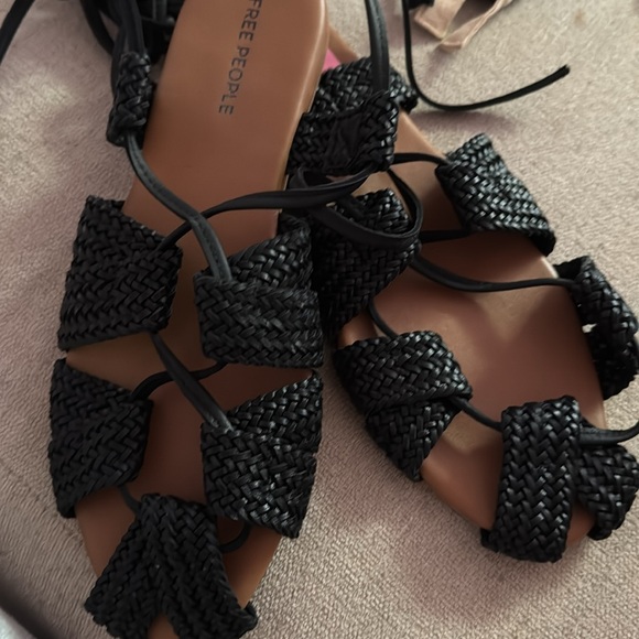 NWOT Free People Sunny Gilly Sandal - Picture 6 of 6